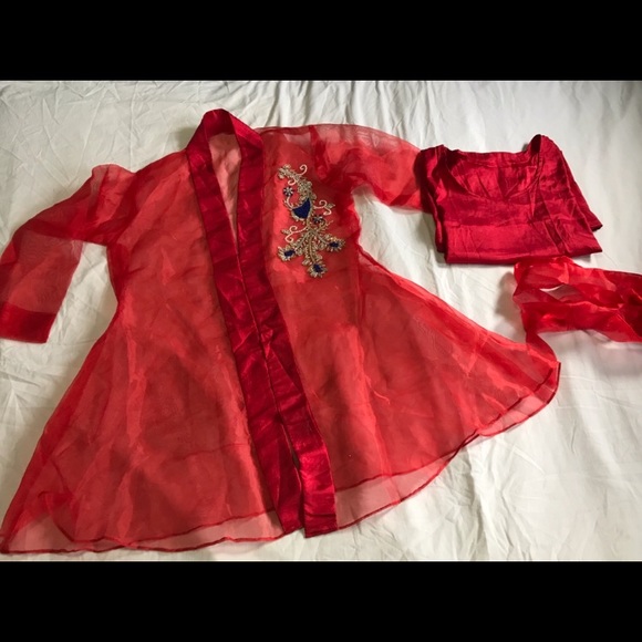 Stylish kurti with slip - Picture 4 of 4